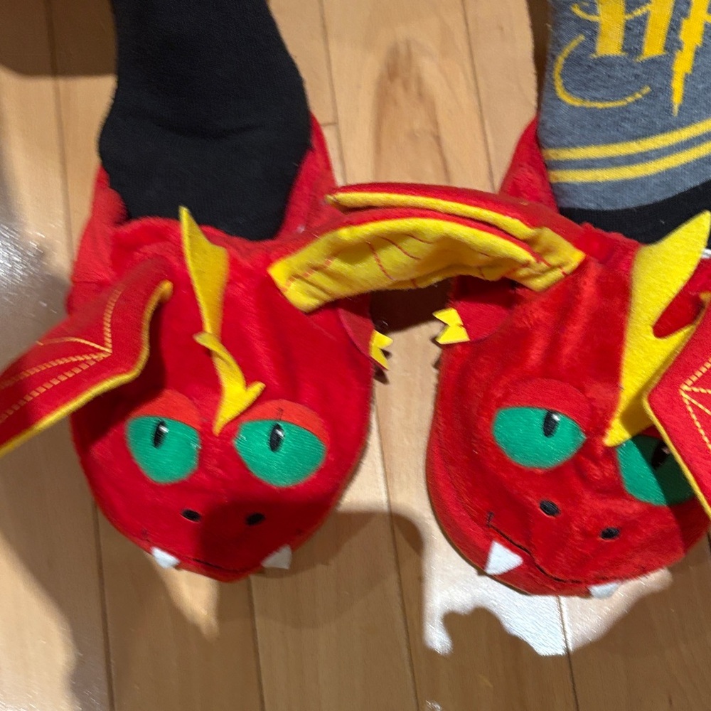FUN Red Dragon Stompeez Slippers with Yellow Accents - size Youth Medium